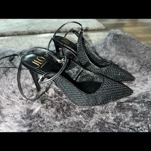 Jlo Shoes |Jlo Florella Pump| Color: Black | Size: 6